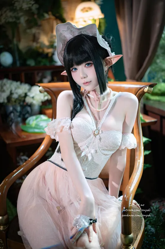 千雪Senyuki cosplay 森蚺 (明日方舟) – photo 6 of 24
