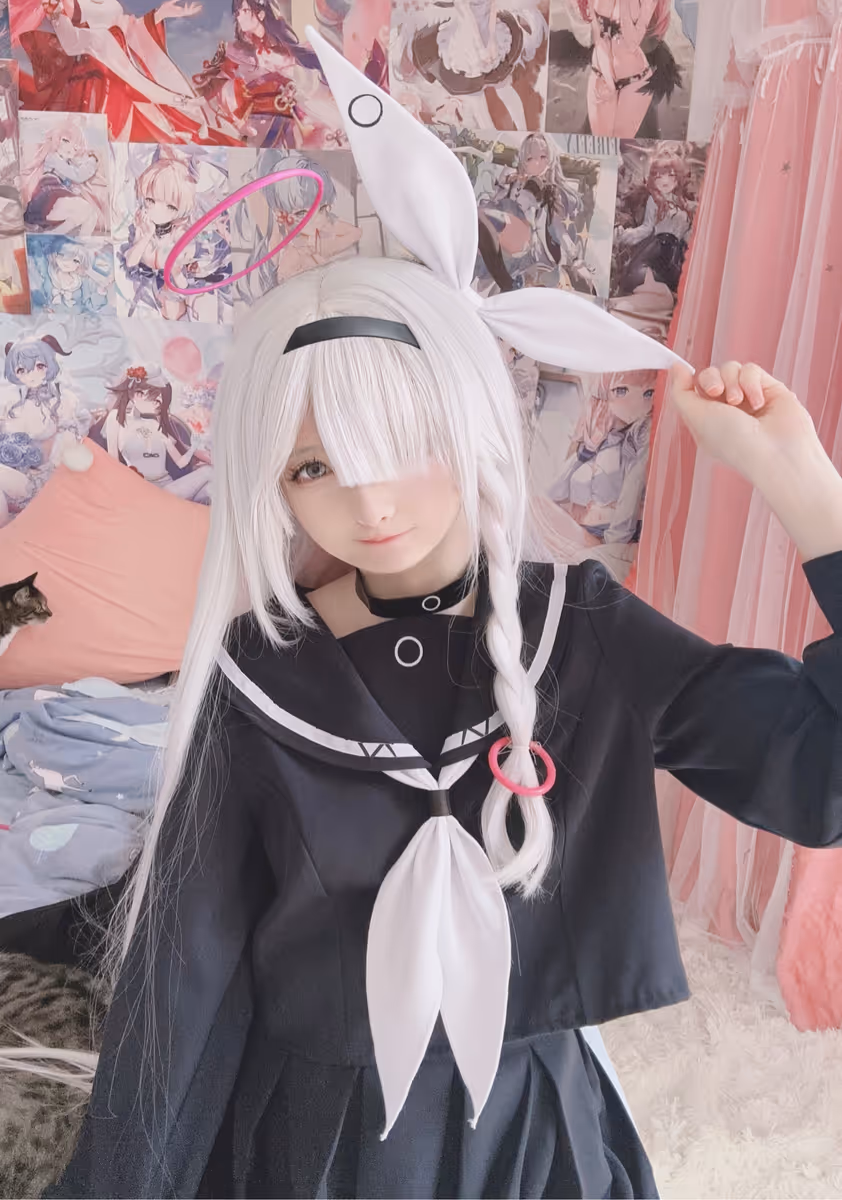 习呆呆 cosplay 普拉娜 (蔚蓝档案) – photo 7 of 19