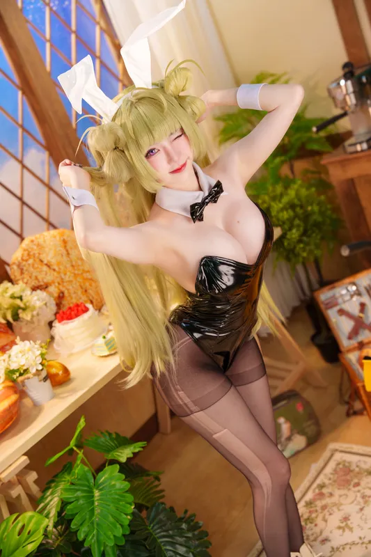 7918