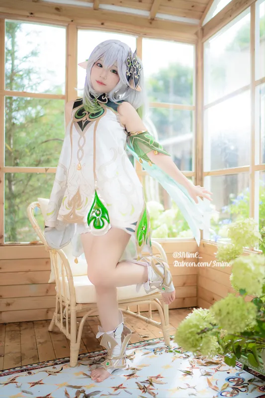 弥美 cosplay 纳西妲 (原神) – photo 5 of 40