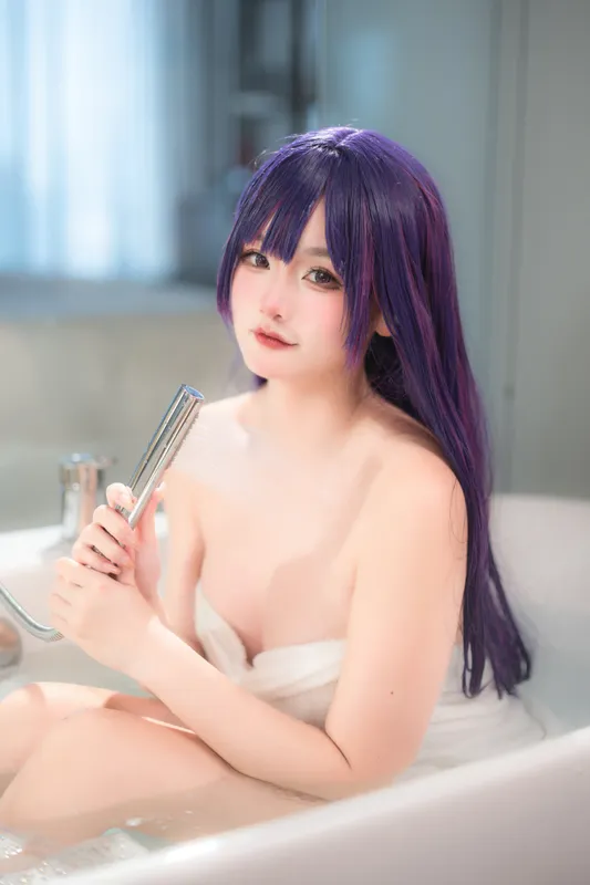 8405