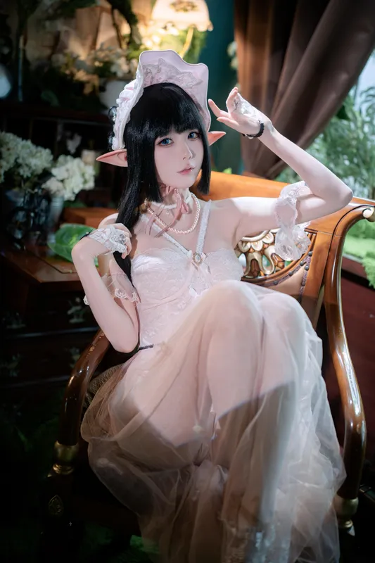 千雪Senyuki cosplay 森蚺 (明日方舟) – photo 7 of 24