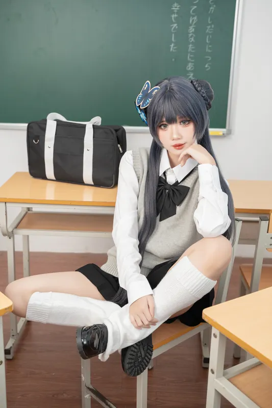 8821