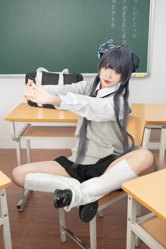 8821
