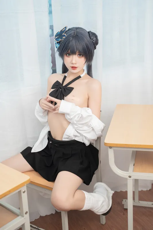 8821