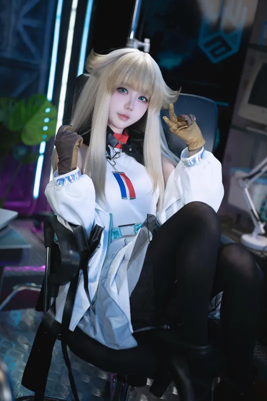 Senyuki cosplay Perlica (Arknights) – photo 9 of 49