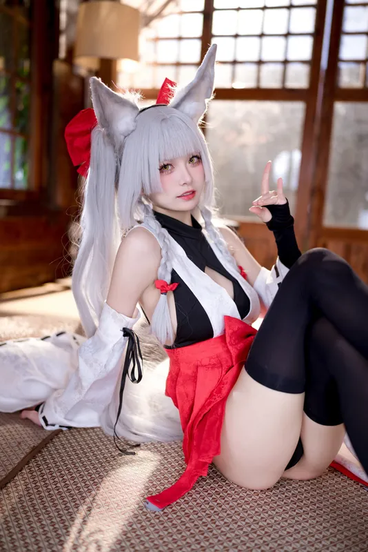8613