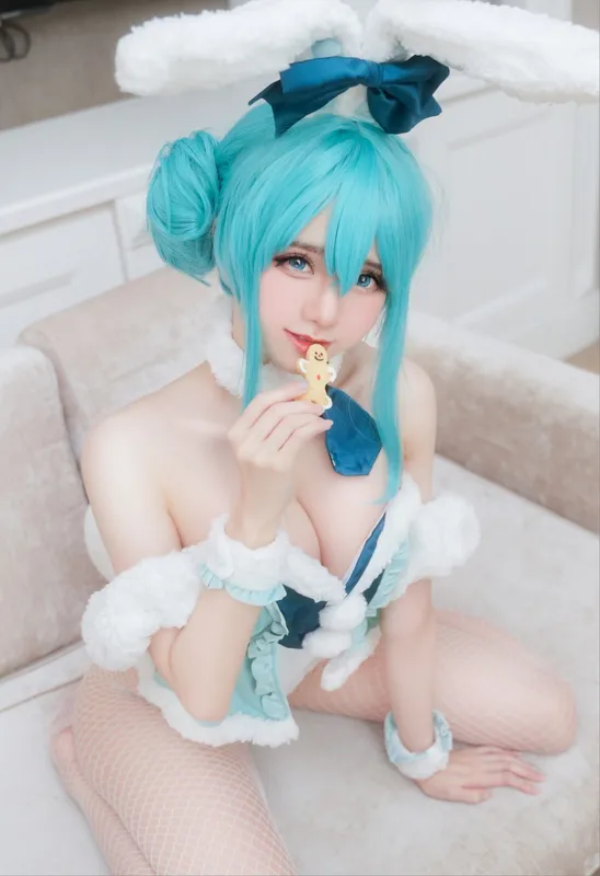 7988
