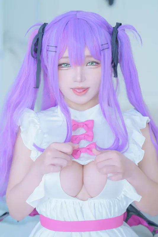 7916