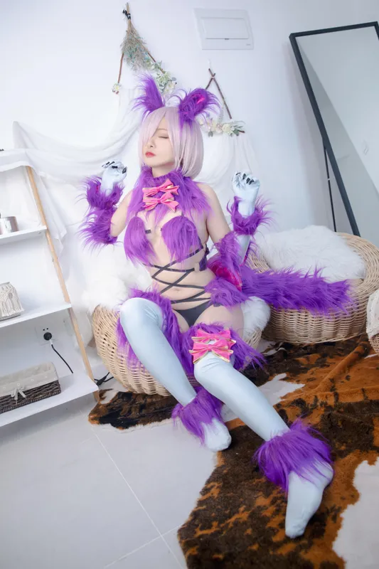 洛璃LoLiSAMA cosplay 玛修·基列莱特 (Fate) – photo 10 of 32