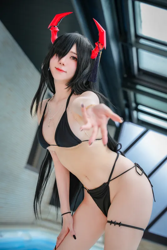 7906