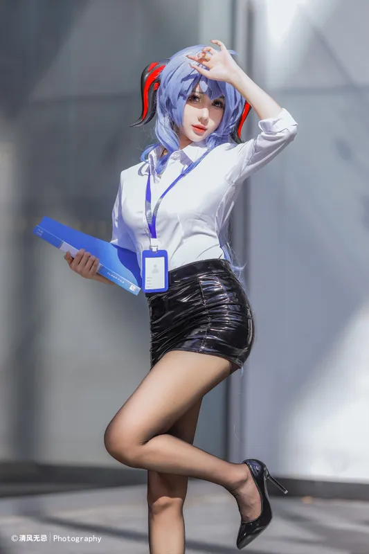 8805