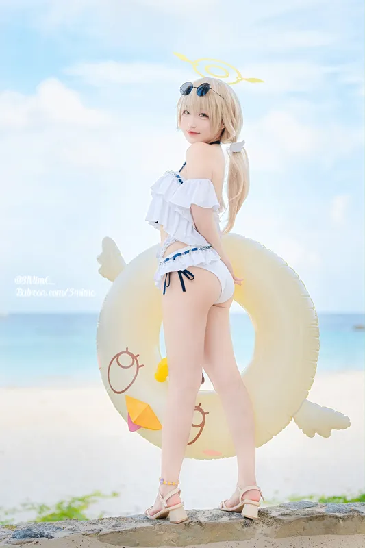 弥美 cosplay 阿慈谷日富美 (蔚蓝档案) – photo 11 of 34