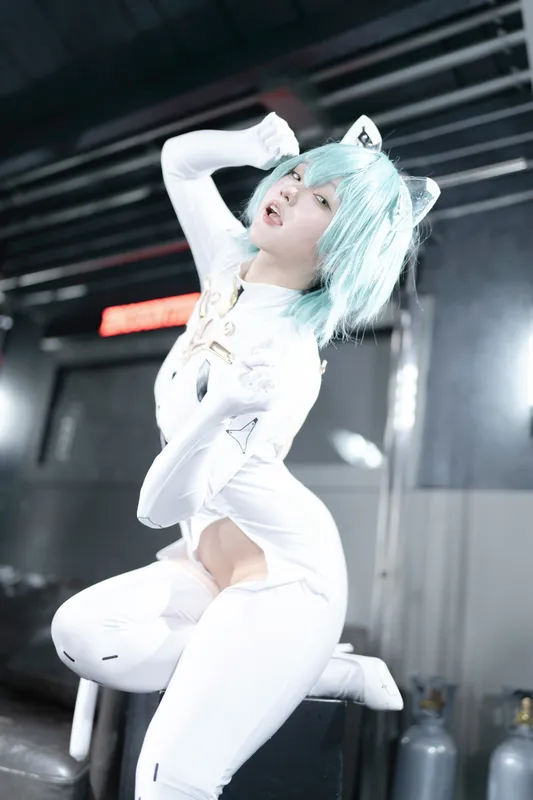 8630