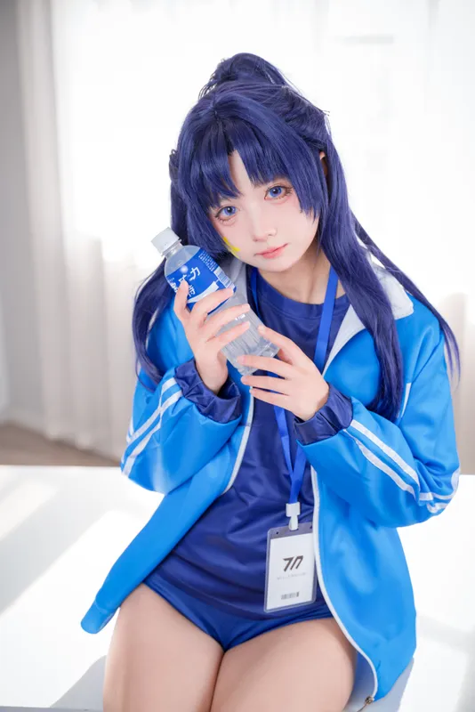 8506