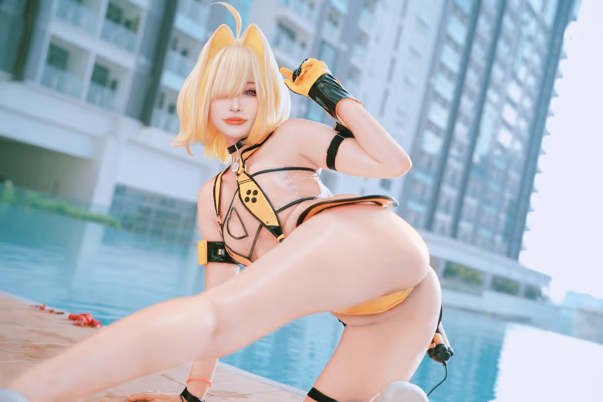 KING ANGEL cosplay Elegg (Goddess of Victory: Nikke) – photo 10 of 35