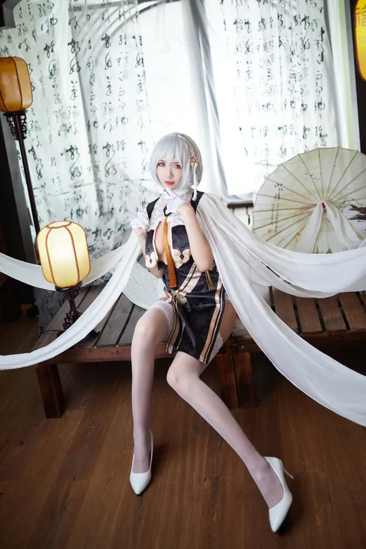 源纱希 cosplay 天狼星 (碧蓝航线)