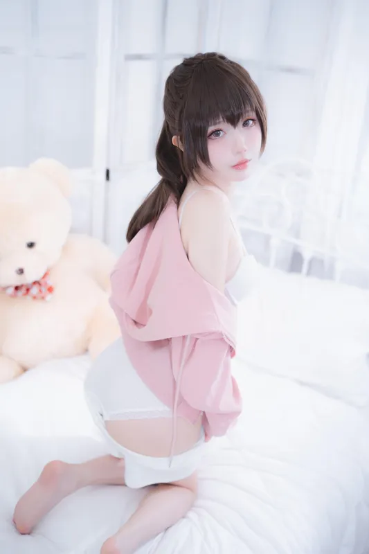 Senyuki cosplay Yuki Suou (Alya Sometimes Hides Her Feelings in Russian) – photo 11 of 21