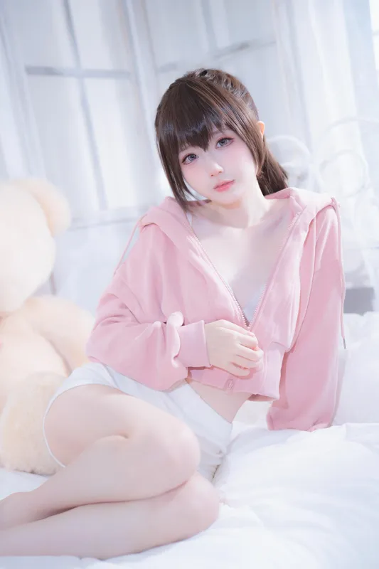 Senyuki cosplay Yuki Suou (Alya Sometimes Hides Her Feelings in Russian) – photo 6 of 21