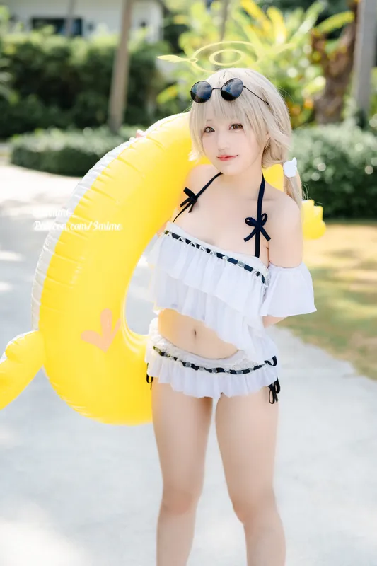 弥美 cosplay 阿慈谷日富美 (蔚蓝档案) – photo 5 of 34
