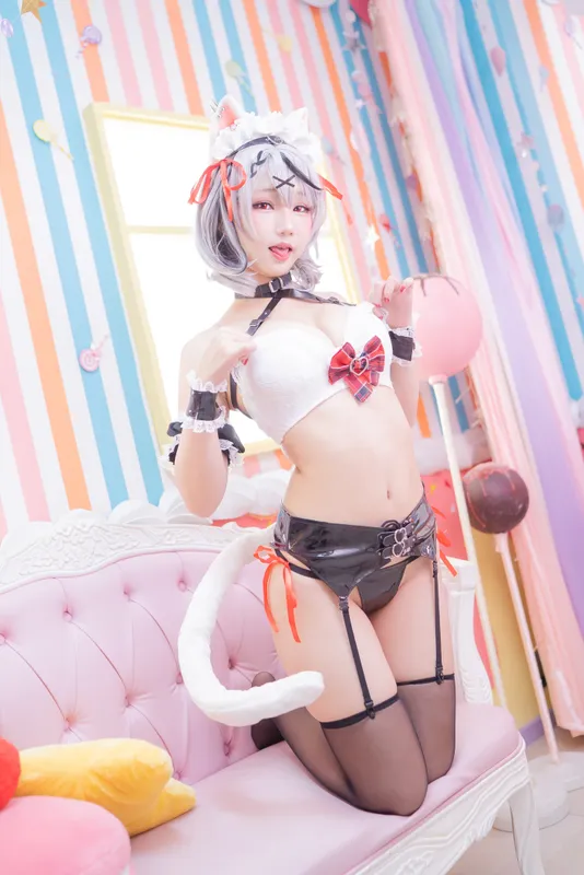 7987