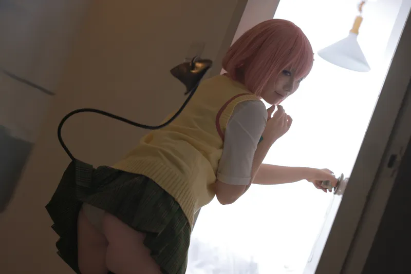 8443