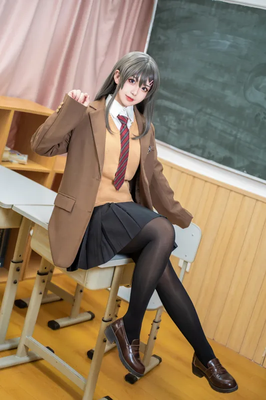 8860