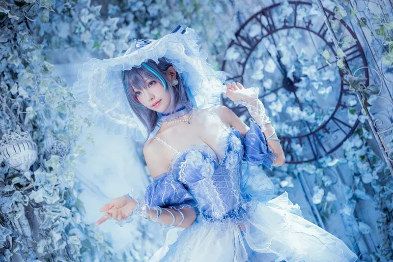 10612