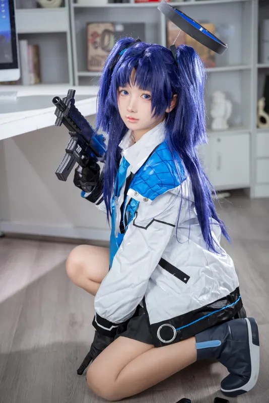 8507