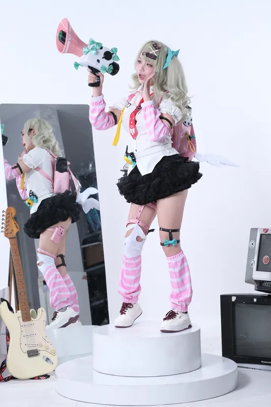 10513