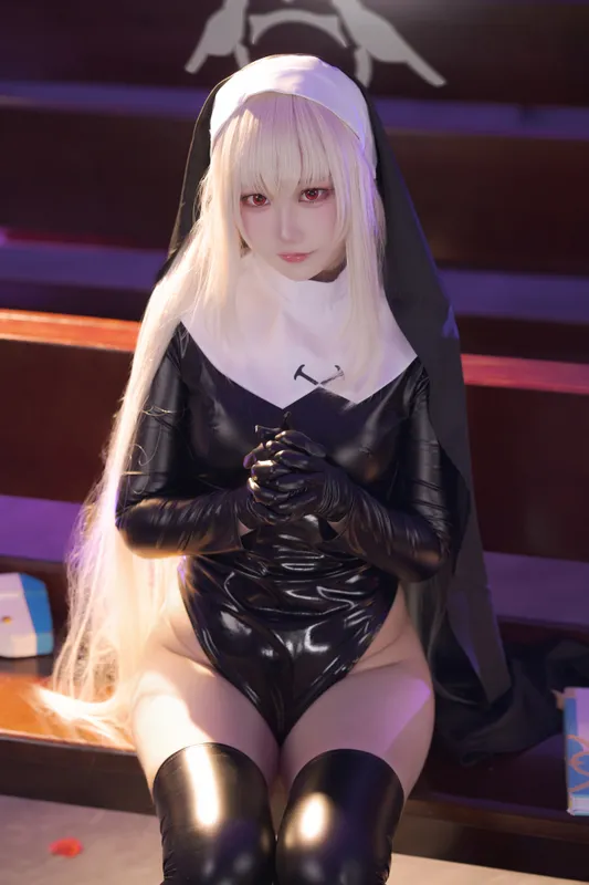 9017