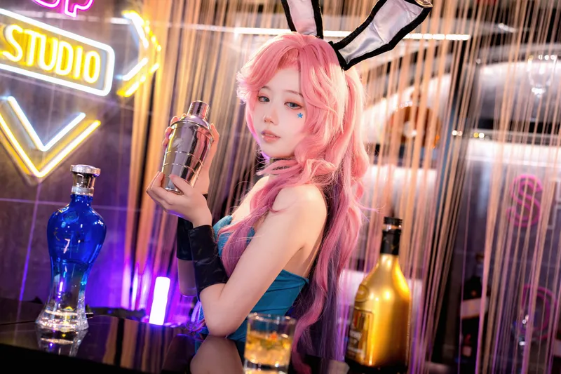 千雪Senyuki cosplay 萨勒芬妮 (英雄联盟) – photo 7 of 28