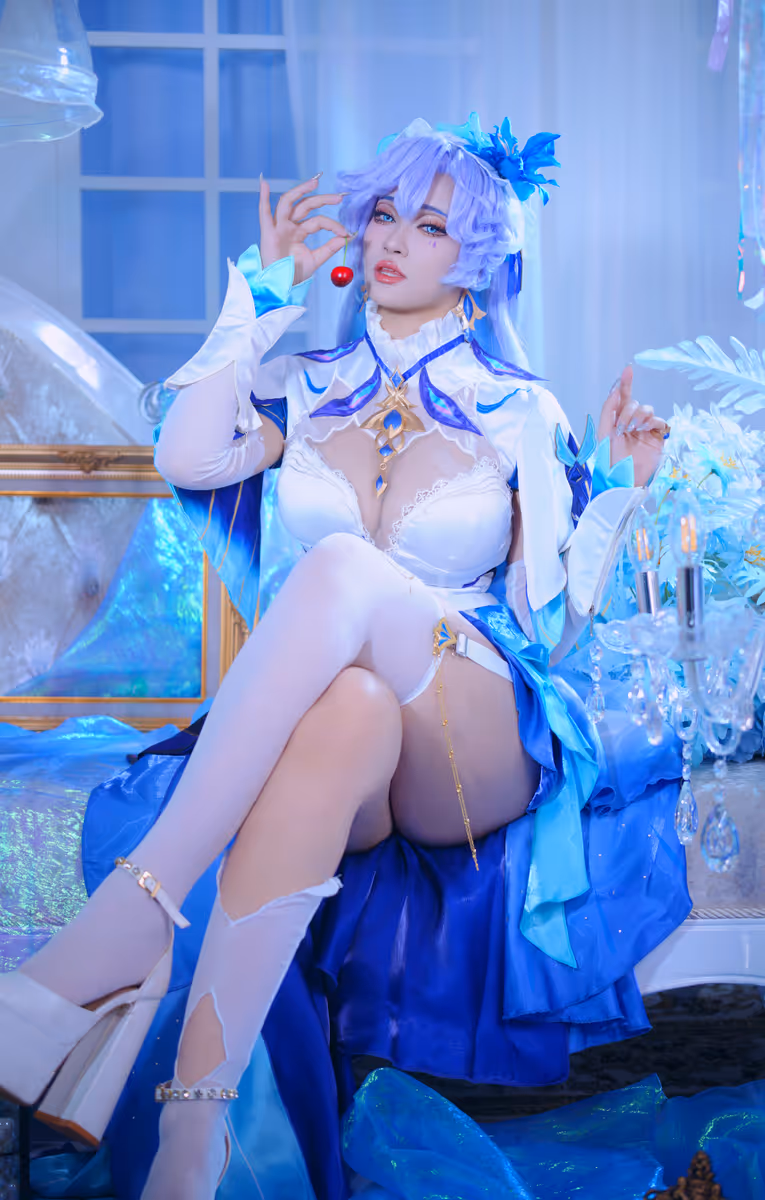 KING ANGEL cosplay Cantarella (Wuthering Waves) – photo 5 of 43