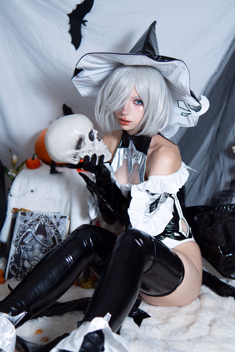 Himee.lily cosplay YoRHa No.2 Type-B (Nier) – photo 12 of 48