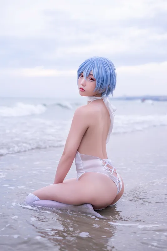 8113