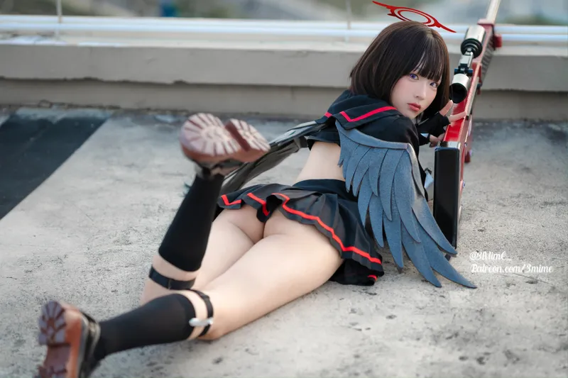 弥美 cosplay 静山真白 (蔚蓝档案)