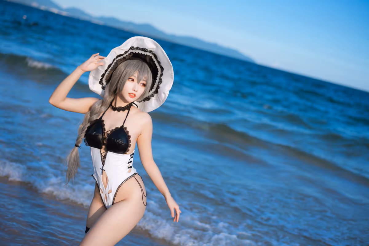 宫本樱樱饼 cosplay 路易九世 (碧蓝航线) – photo 7 of 47