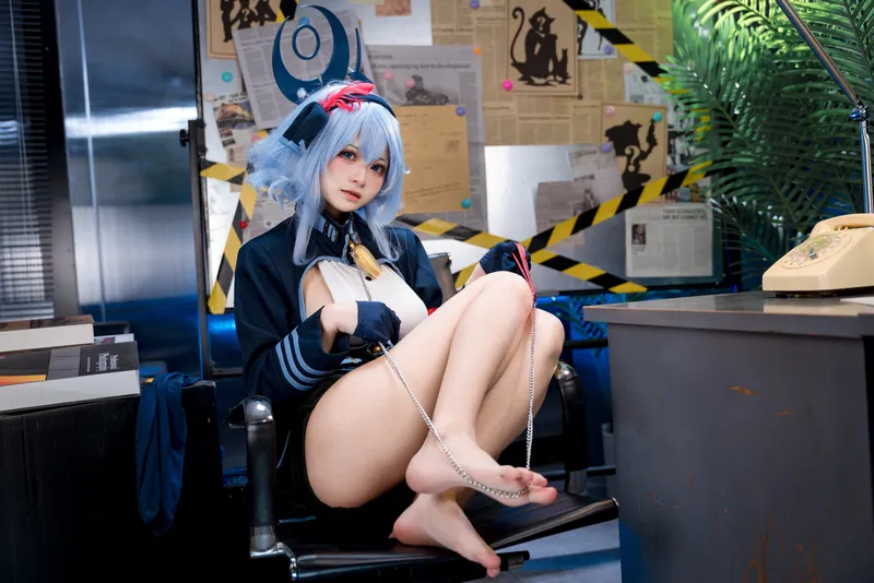 8952