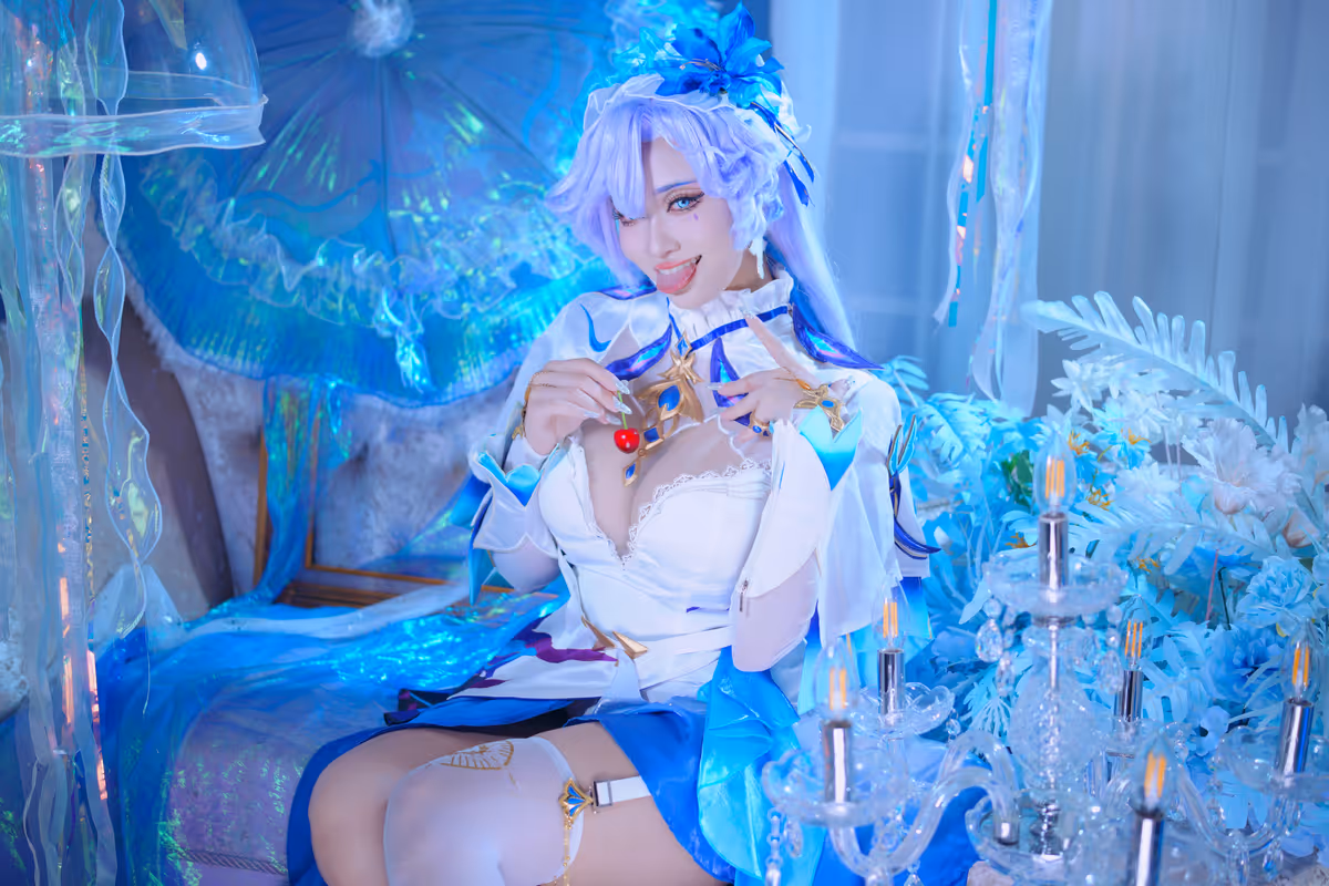 KING ANGEL cosplay Cantarella (Wuthering Waves) – photo 8 of 43