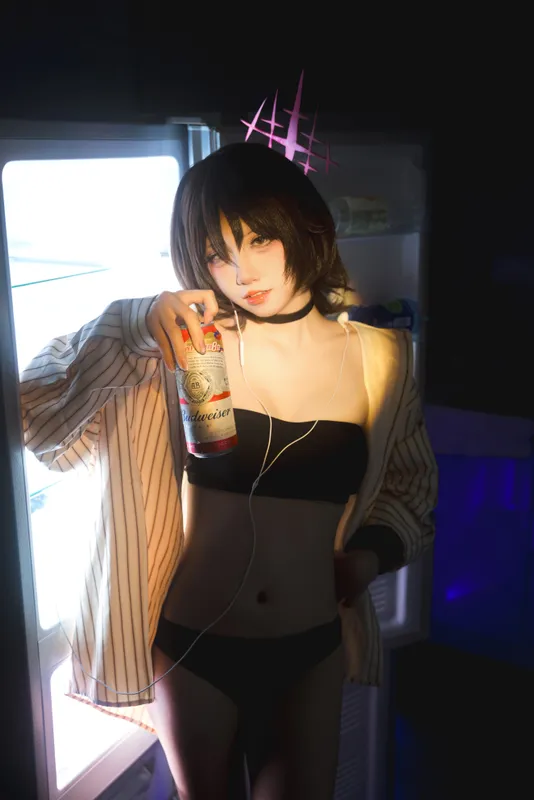 8087