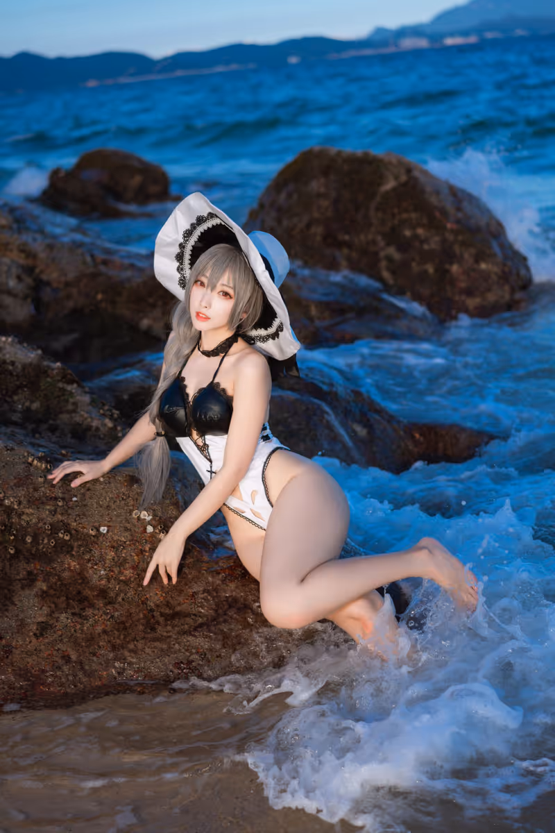 宫本樱樱饼 cosplay 路易九世 (碧蓝航线) – photo 11 of 47