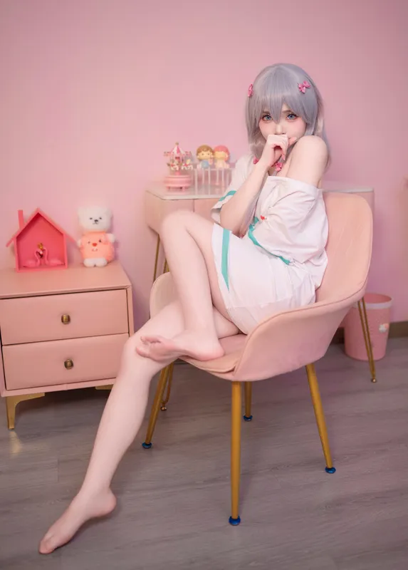 10609