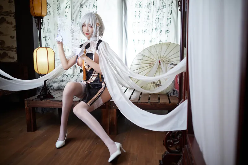 源纱希 cosplay 天狼星 (碧蓝航线)