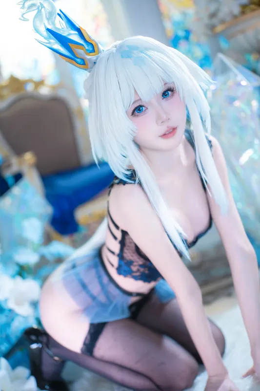 千雪Senyuki cosplay 刻律德菈 (崩坏) – photo 9 of 24
