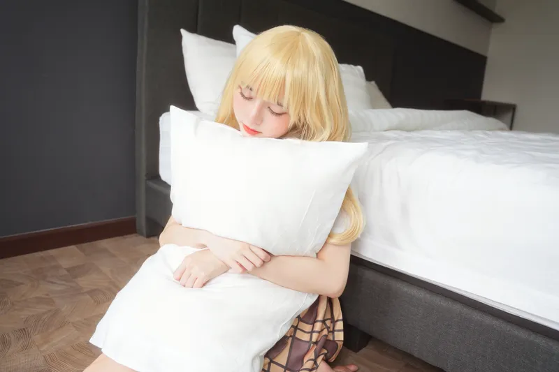 7924