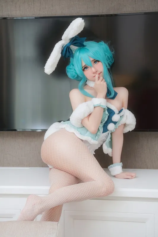7988