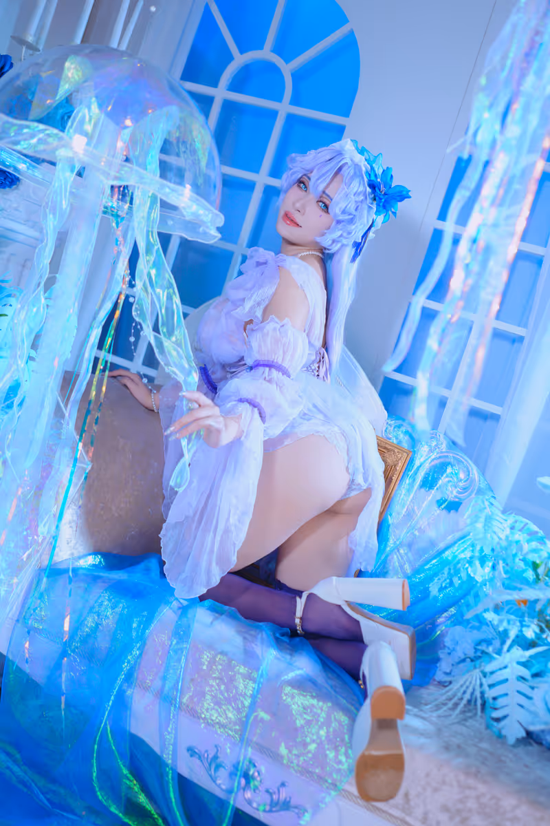 KING ANGEL cosplay Cantarella (Wuthering Waves) – photo 8 of 31