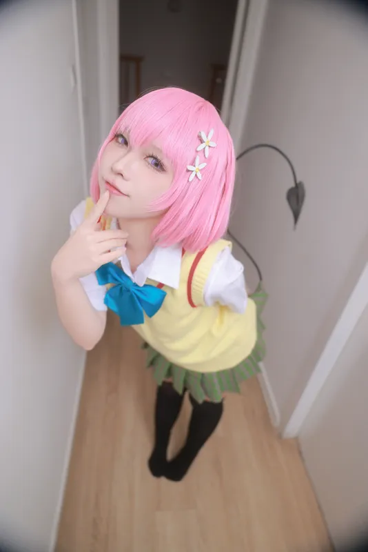8443