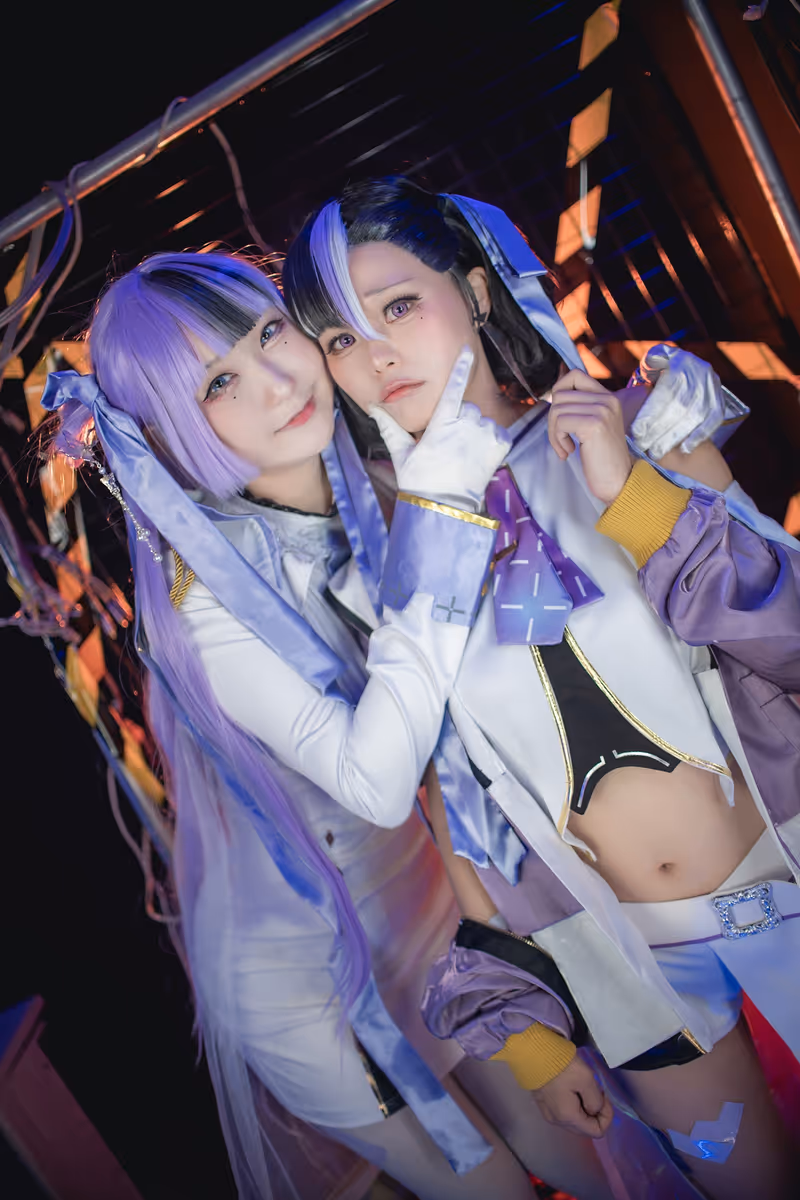 HIKO、unknown cosplay 智恩、舒恩 (胜利女神：妮姬) – photo 5 of 19