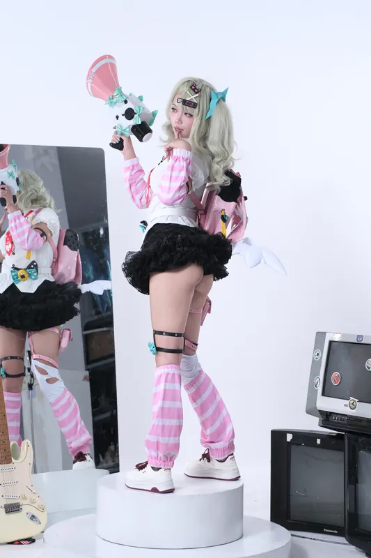 10513